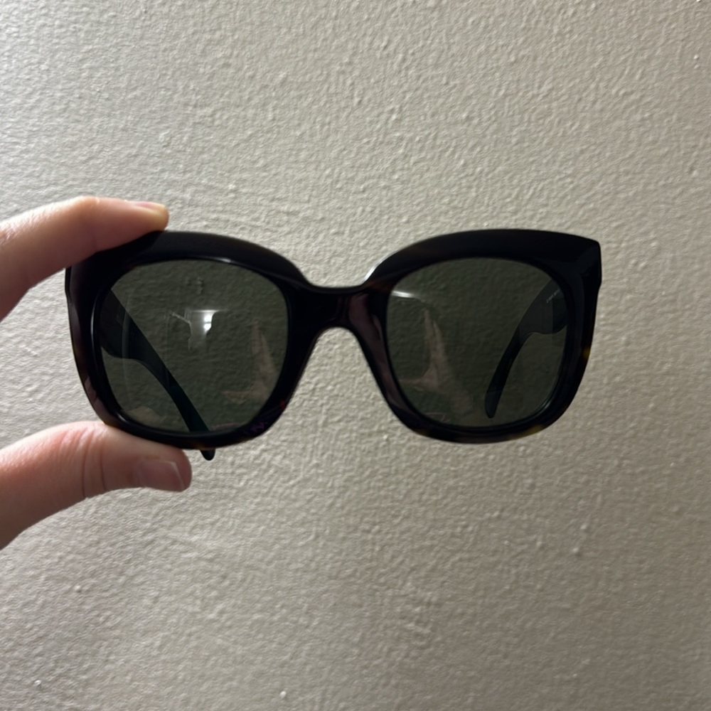 DARK TORTOISE CELINE SUNGLASSES
